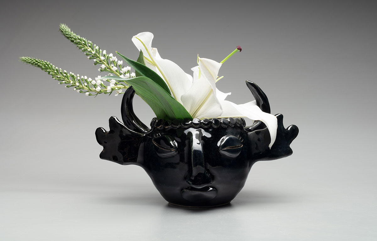 Ceramic Face Pot, 6"x8"x6"